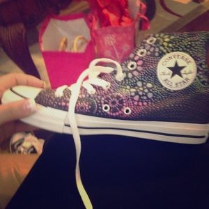 Converse.